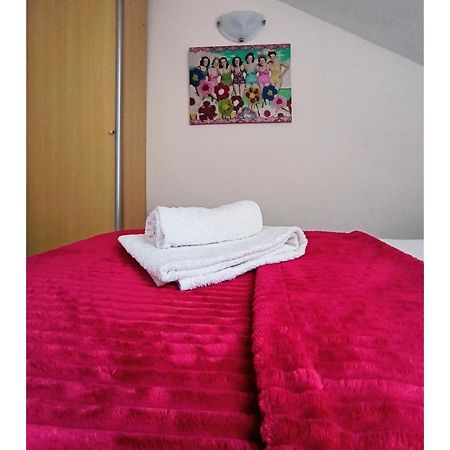Apartments Senko Trpanj Bagian luar foto