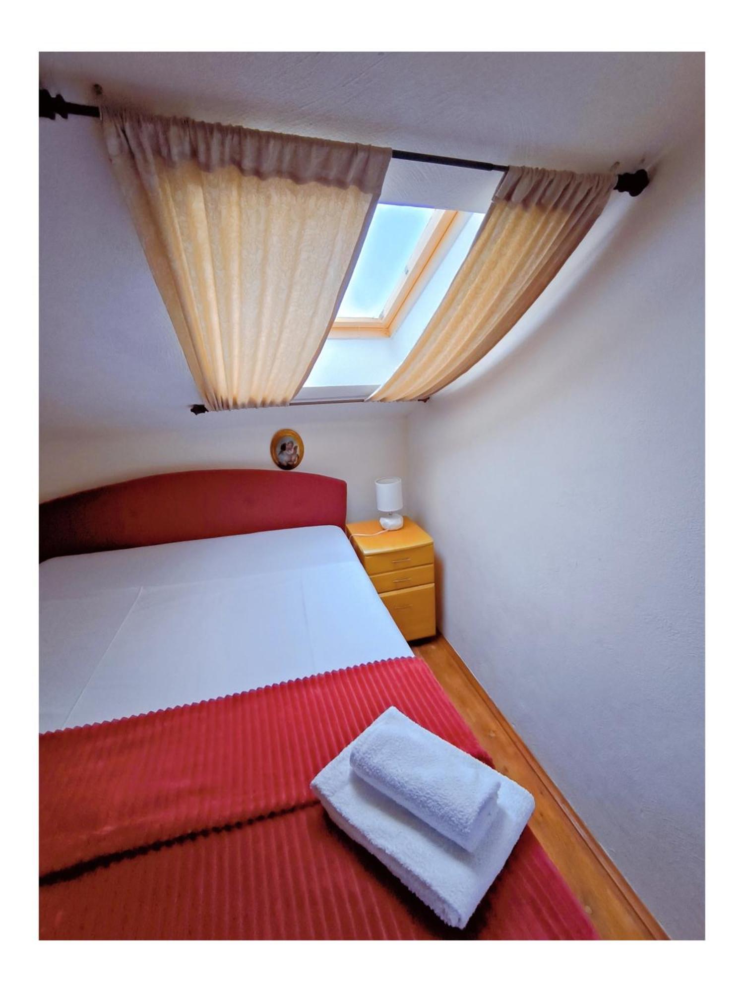 Apartments Senko Trpanj Bagian luar foto