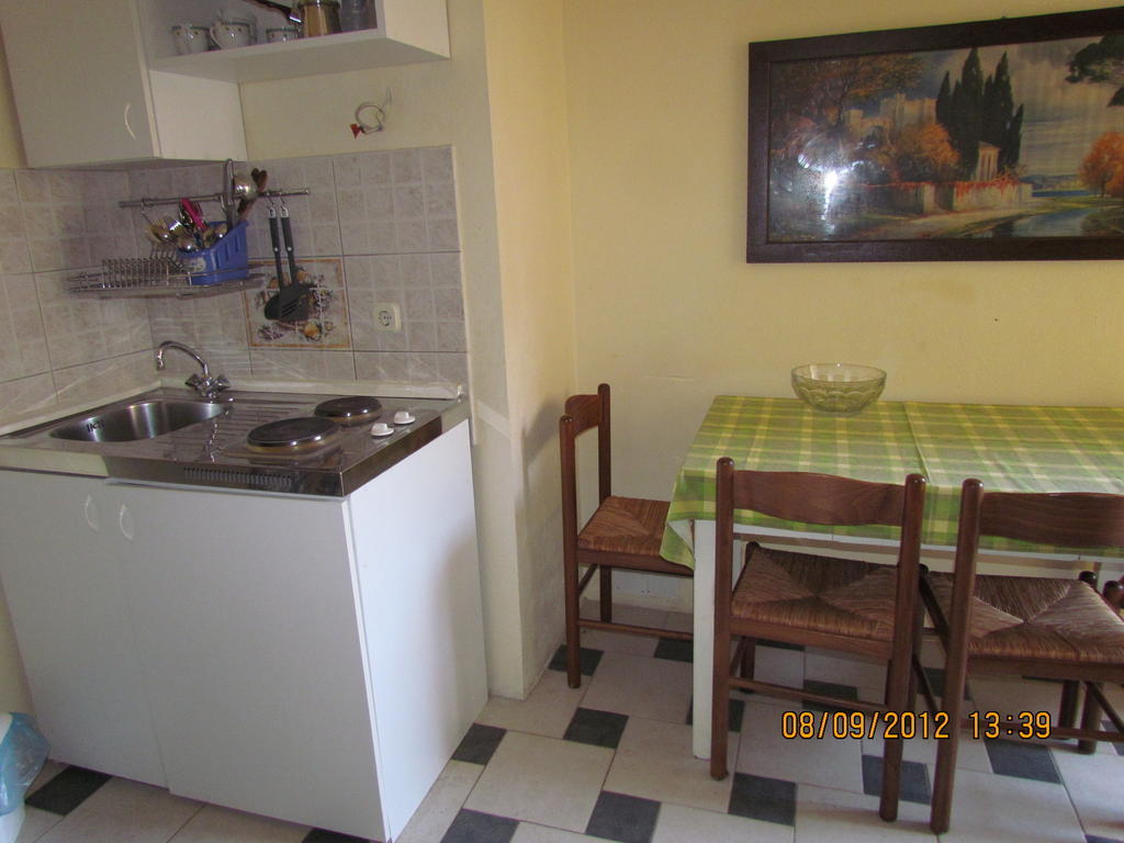 Apartments Senko Trpanj Bagian luar foto