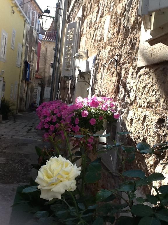 Apartments Senko Trpanj Bagian luar foto