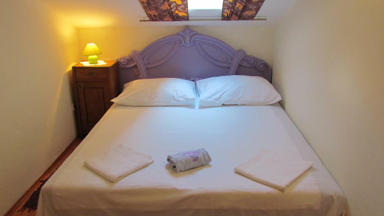 Apartments Senko Trpanj Bagian luar foto